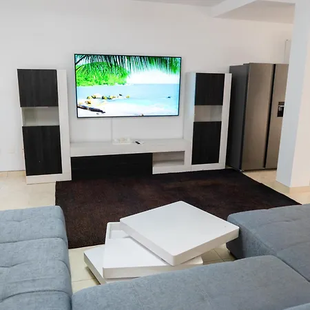 Casa Pari Вилла